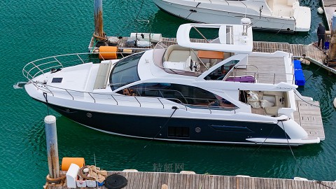 Azimut 50